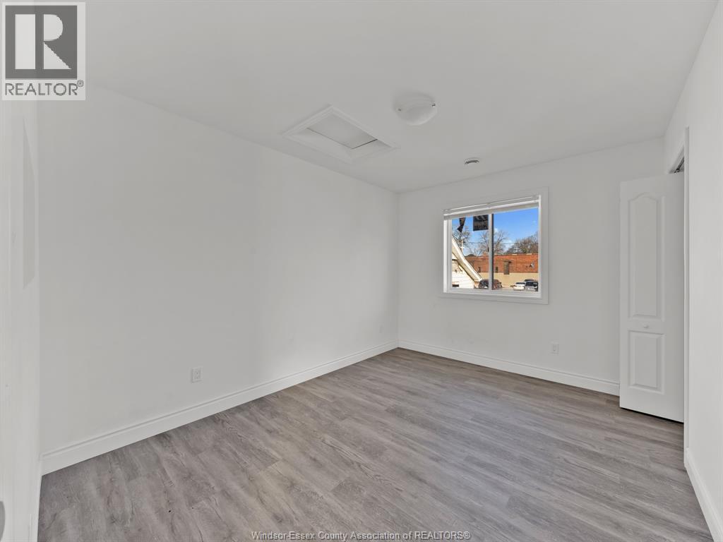 658 Caron Property Photo 27