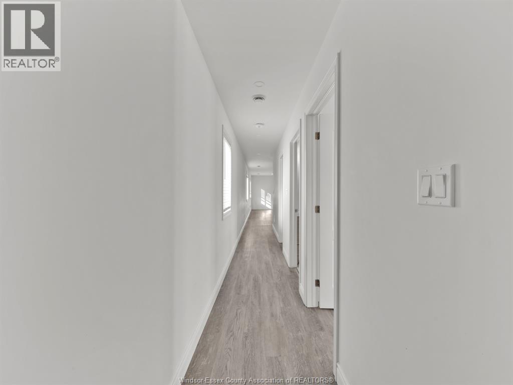658 Caron Property Photo 29