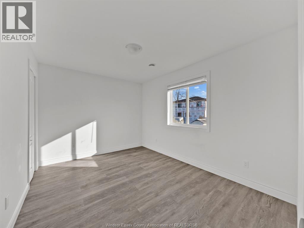 658 Caron Property Photo 30