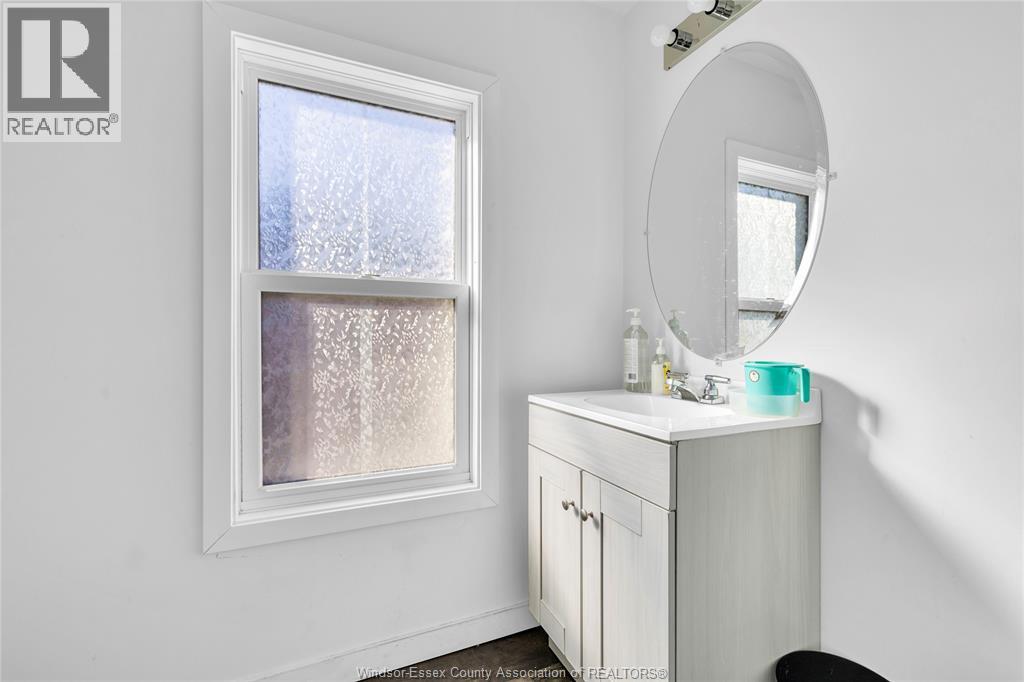 539 Campbell Avenue Property Photo 13