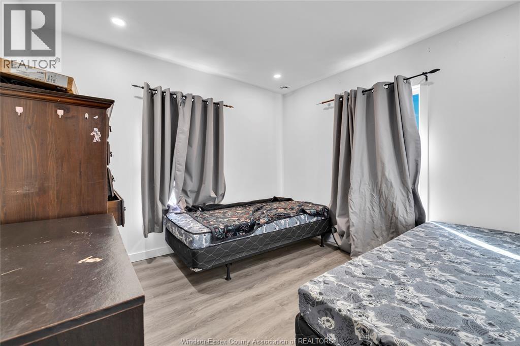 539 Campbell Avenue Property Photo 15