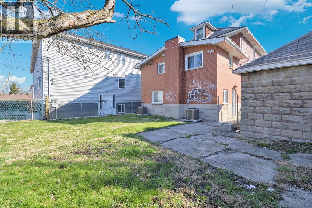 539 Campbell Avenue Property Photo 43