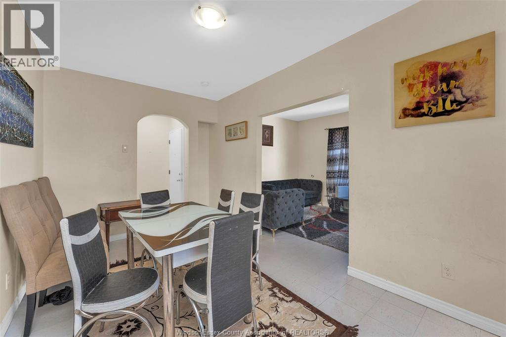 538 Louis Avenue Property Photo 7