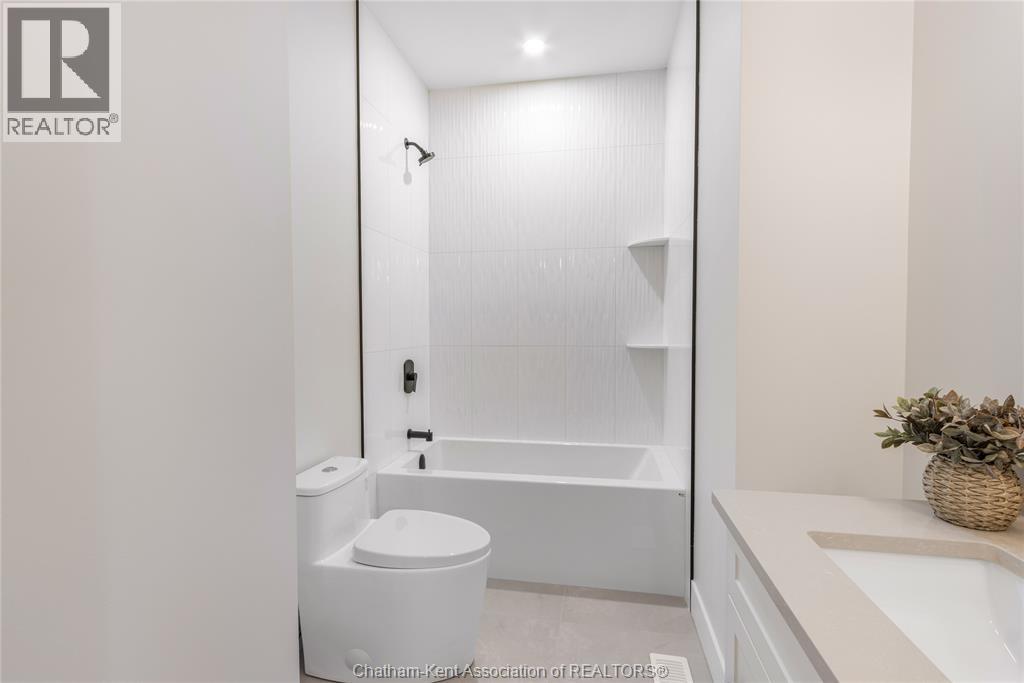 108 Bloomington Way Property Photo 37