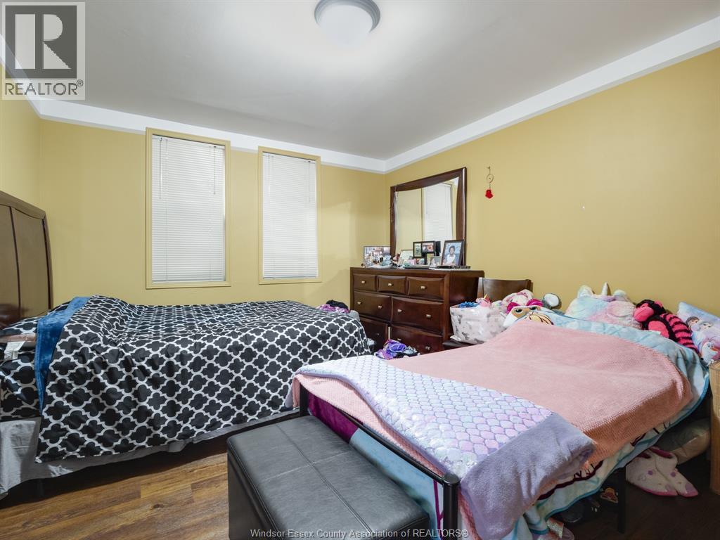 401 Parent Property Photo 9