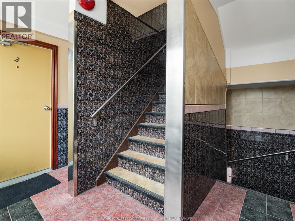 401 Parent Property Photo 11