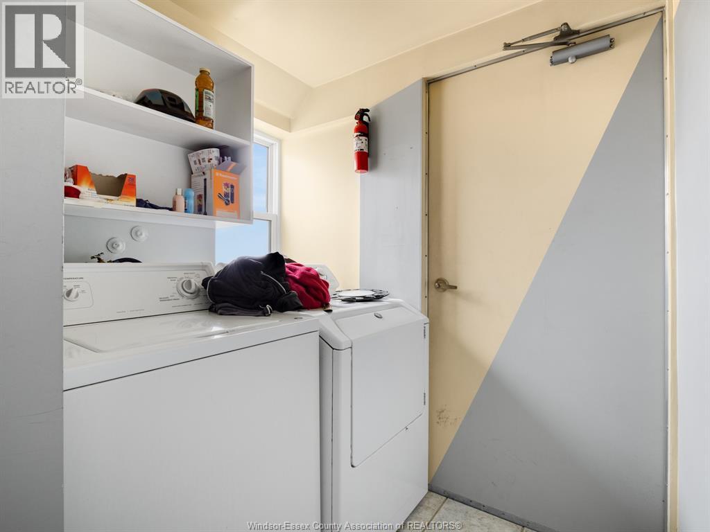 401 Parent Property Photo 30