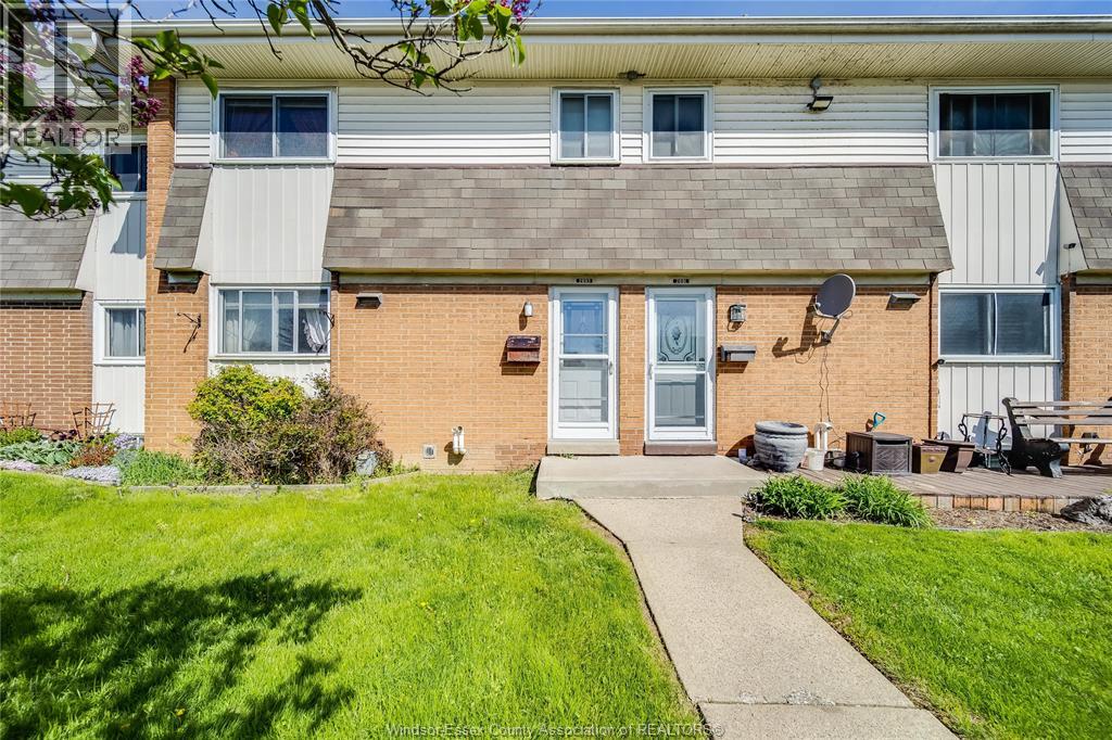 2693 Meadowbrook Lane Property Photo 1