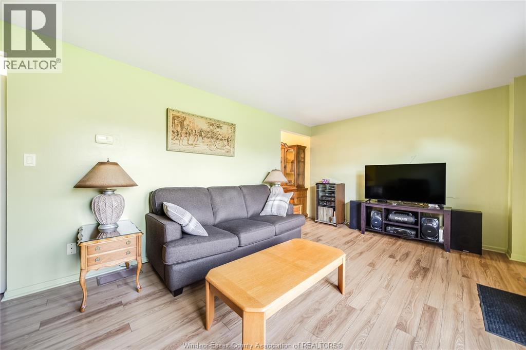 2693 Meadowbrook Lane Property Photo 8