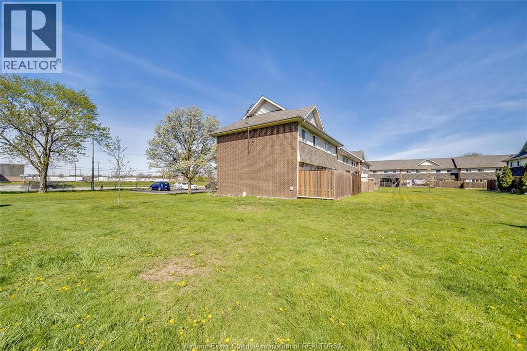 2693 Meadowbrook Lane Property Photo 37