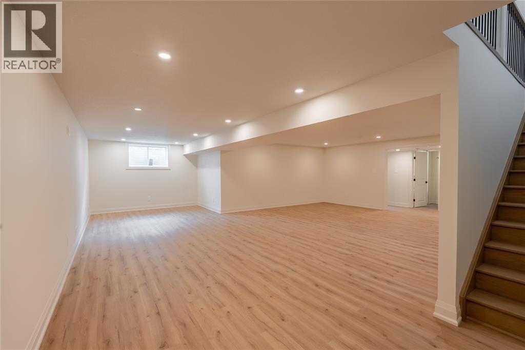 103 Sutherland Drive Property Photo 29