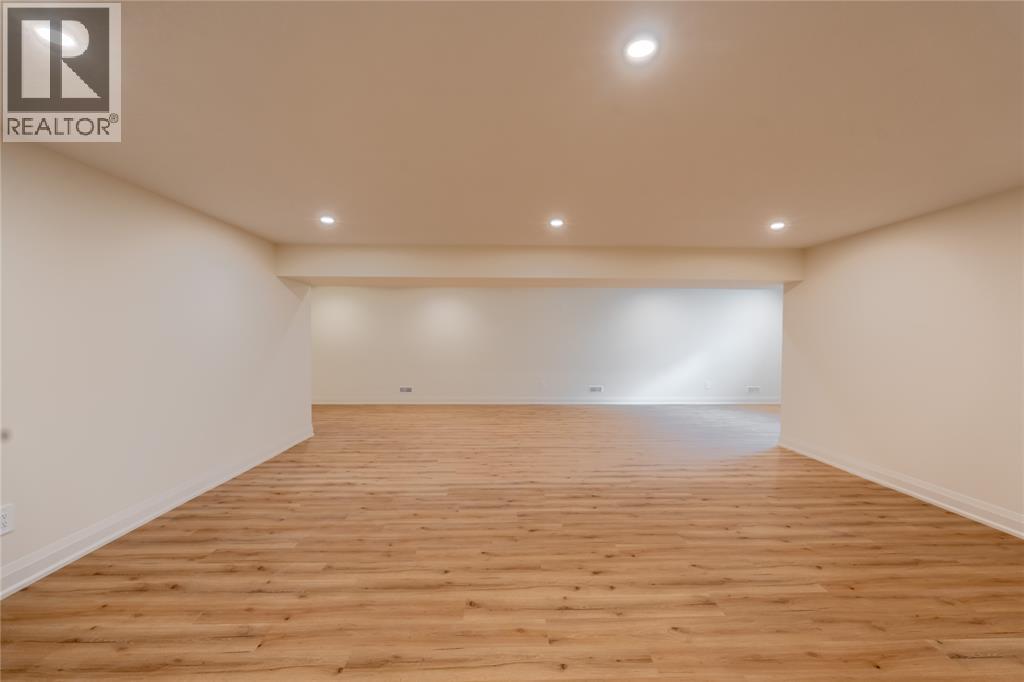 103 Sutherland Drive Property Photo 31