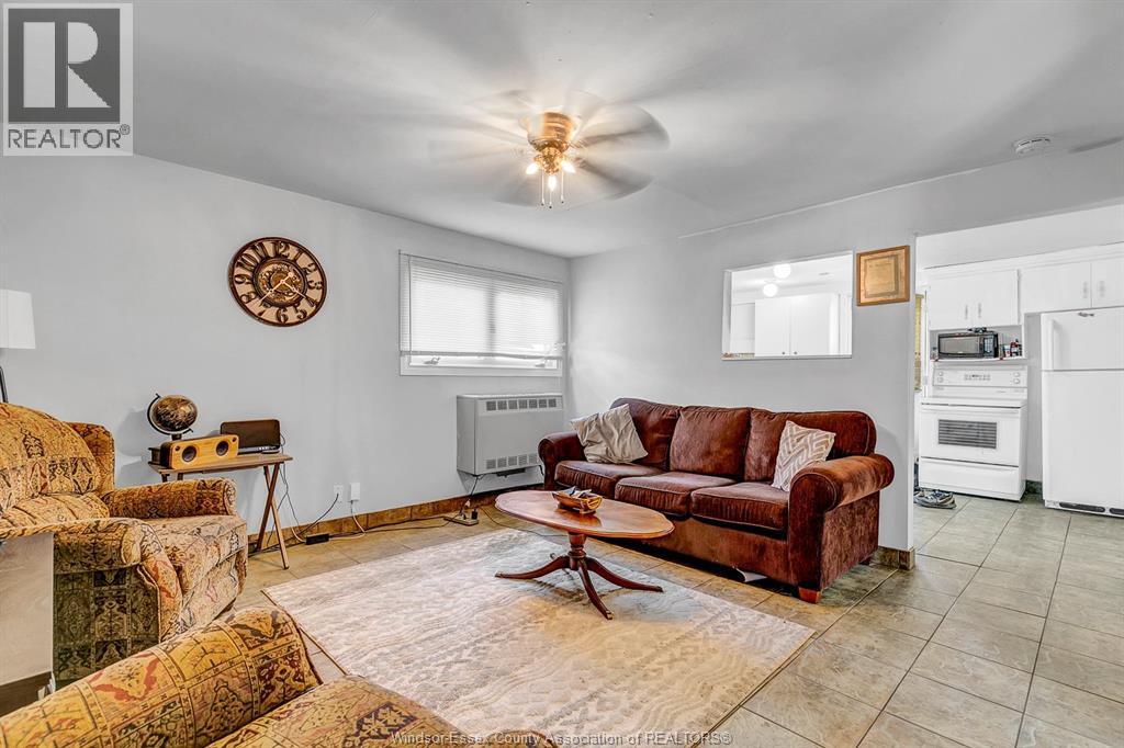 3376 Byng Property Photo 4