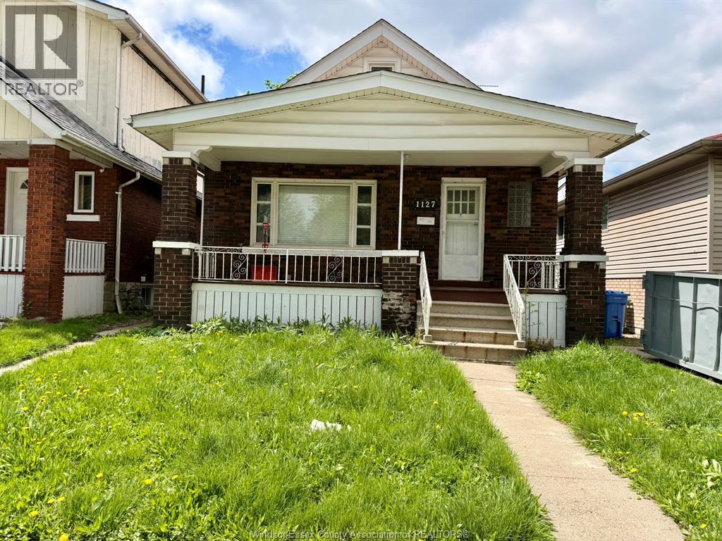 1127 Josephine Avenue Property Photo 1