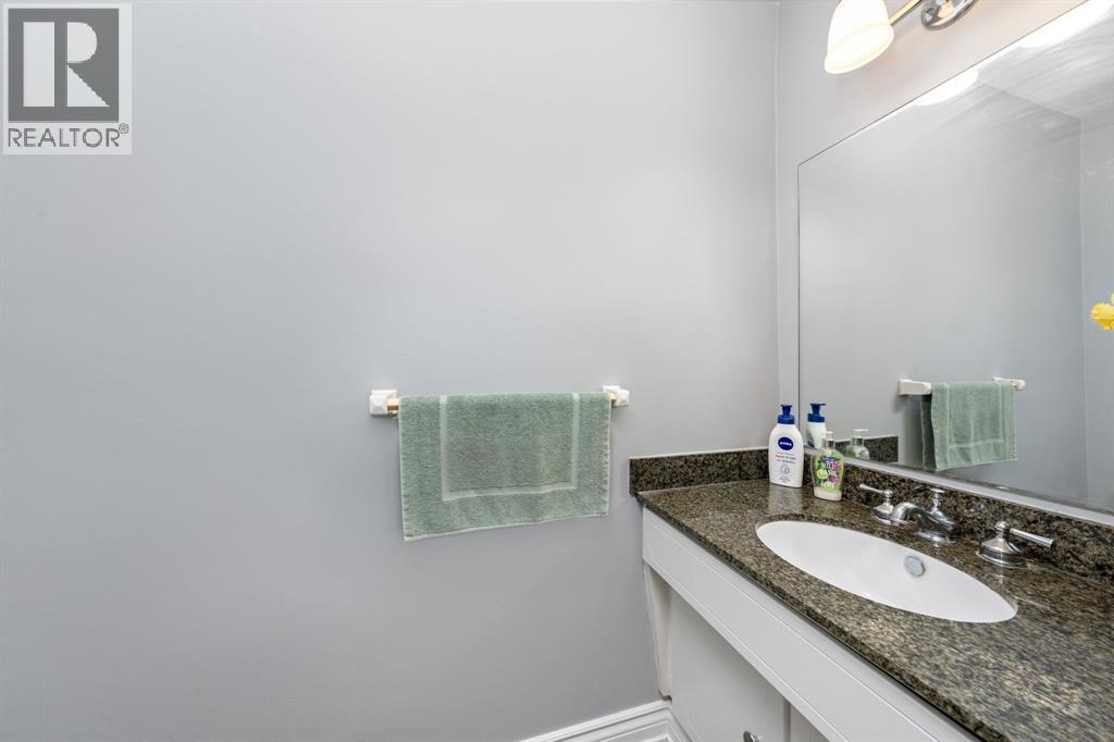 812 Wellington Street Unit# 14 Property Photo 12