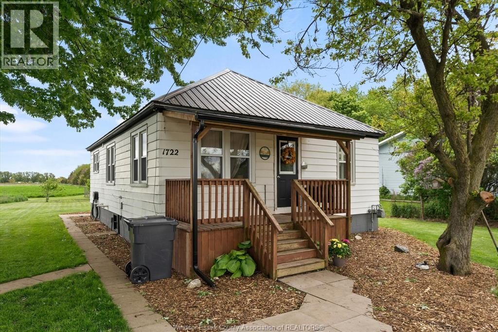 1722 Mersea Rd D Property Photo 1