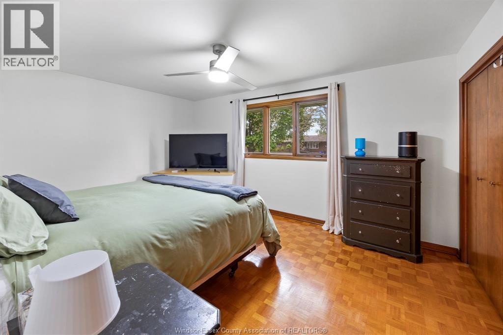 1565 Roxborough Property Photo 15