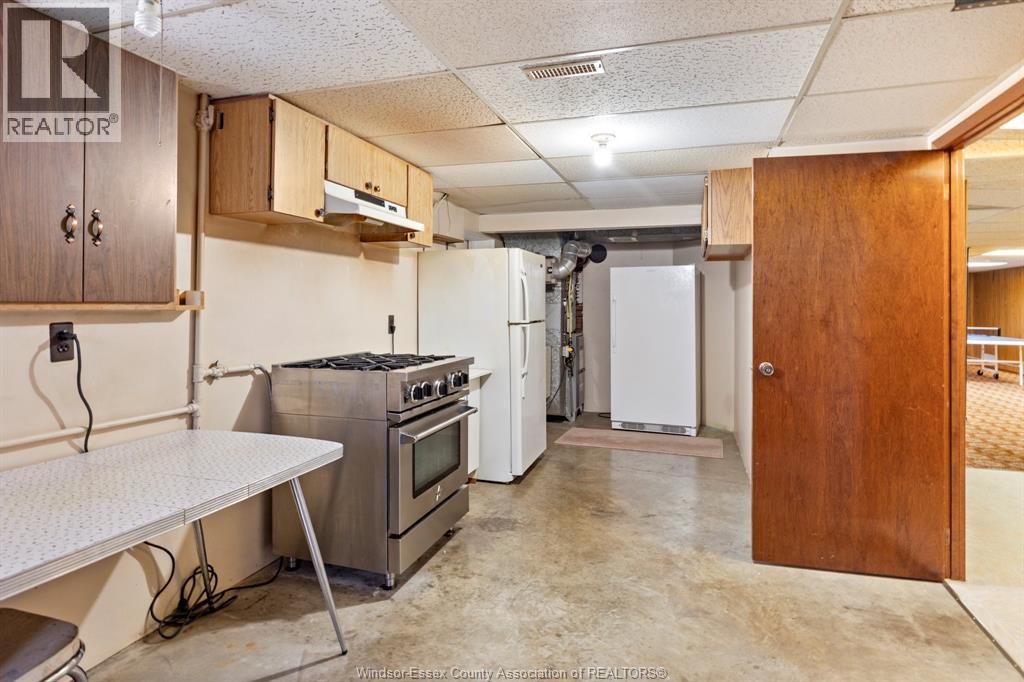 1565 Roxborough Property Photo 19