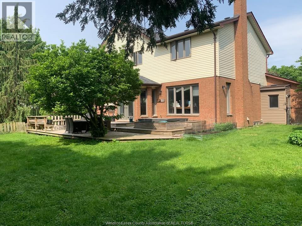 555 Jeffreybrook Drive Property Photo 19