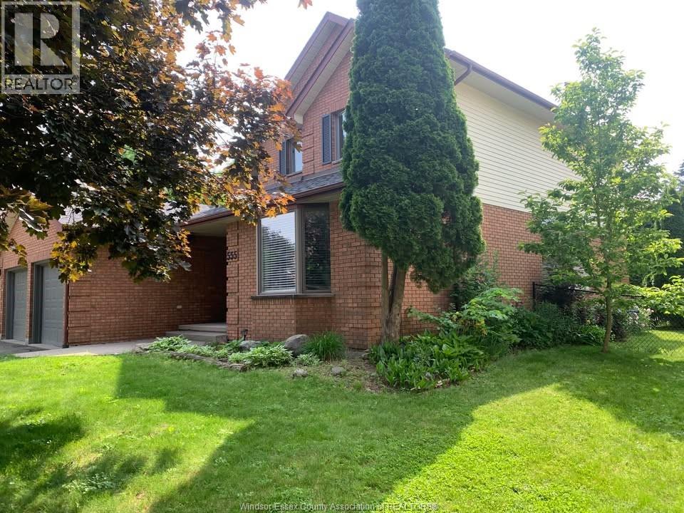 555 Jeffreybrook Drive Property Photo 20