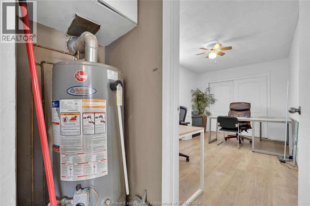 9572 Tecumseh Road Property Photo 25