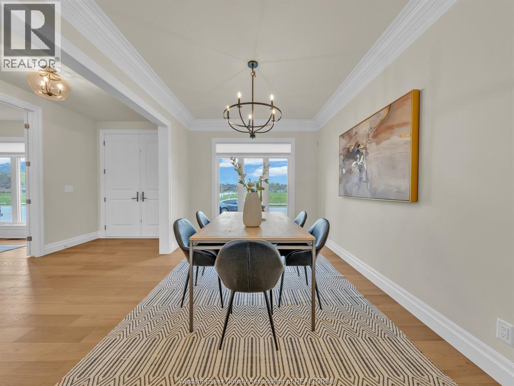 569 Holburn Property Photo 12