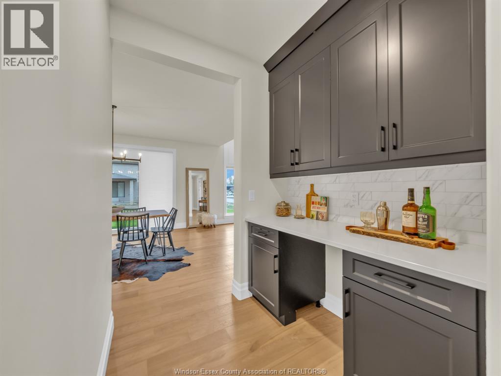 569 Holburn Property Photo 23