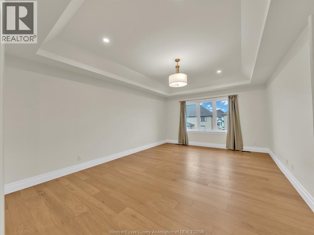 569 Holburn Property Photo 31