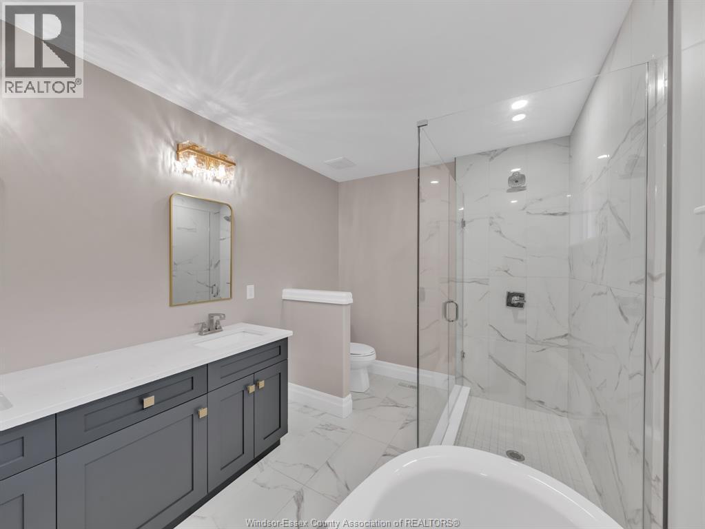 569 Holburn Property Photo 33