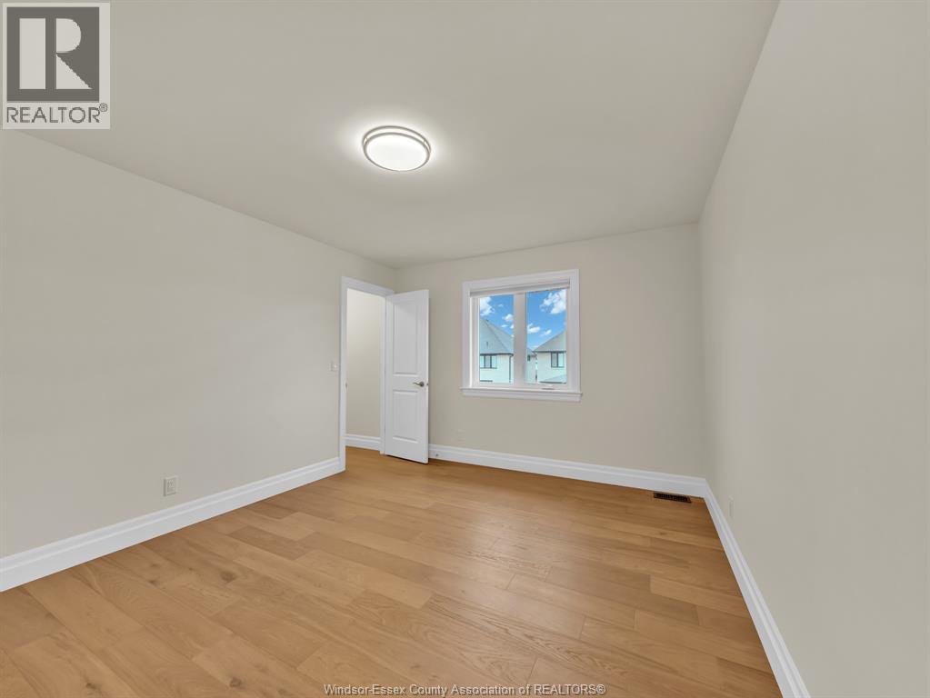 569 Holburn Property Photo 38