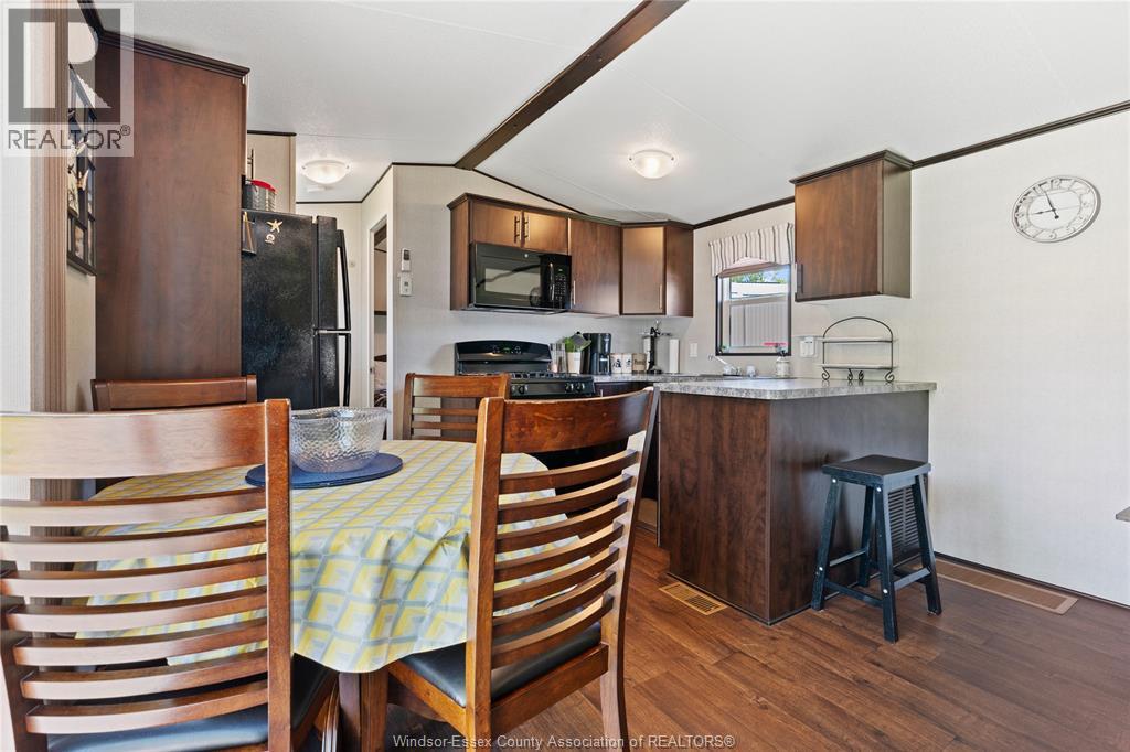 981 County Rd 2 Unit# 500 Property Photo 7
