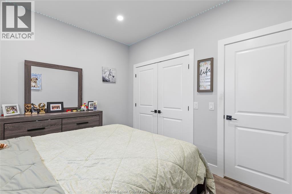 1067 Maple Property Photo 19