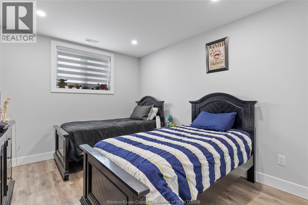 1067 Maple Property Photo 26