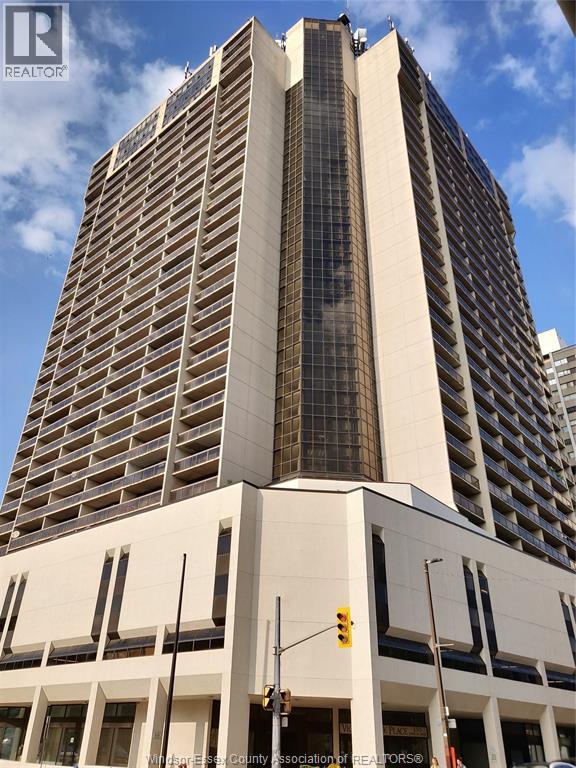 150 Park West Unit# 1112 Photo de la propriété 1