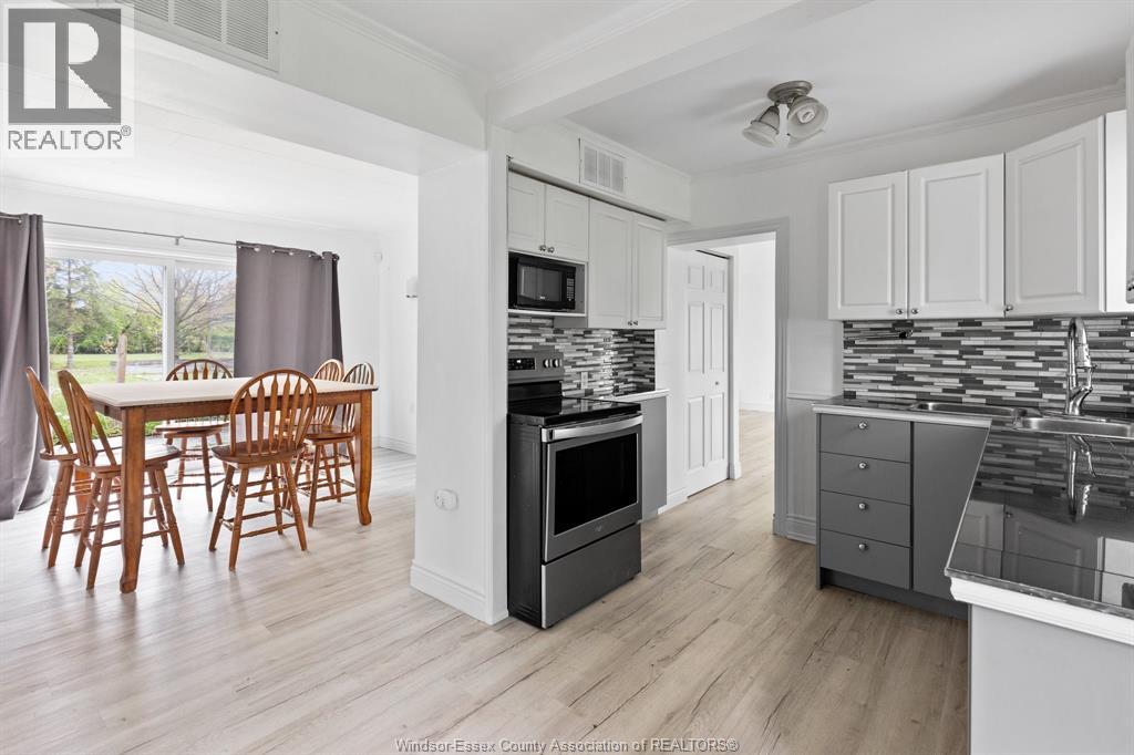 51 Balaclava Property Photo 6
