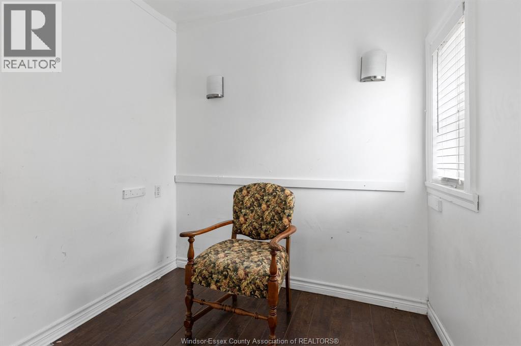 51 Balaclava Property Photo 8