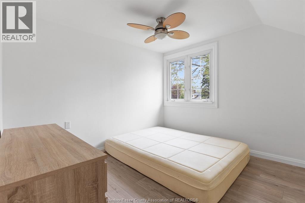 51 Balaclava Property Photo 11