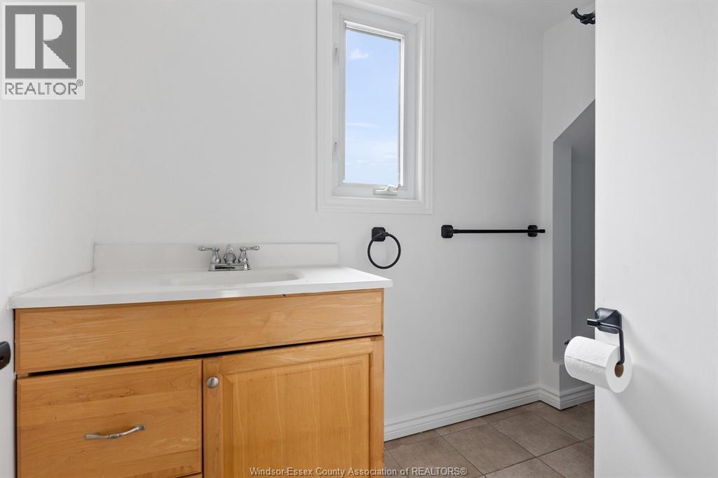 51 Balaclava Property Photo 14