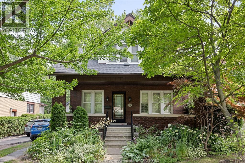 456 Askin AVENUE Unit# 1 - Main Property Photo 1