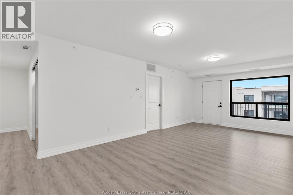 3320 Stella Unit# 611 Property Photo 2