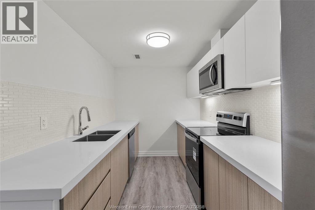 3320 Stella Unit# 611 Property Photo 6