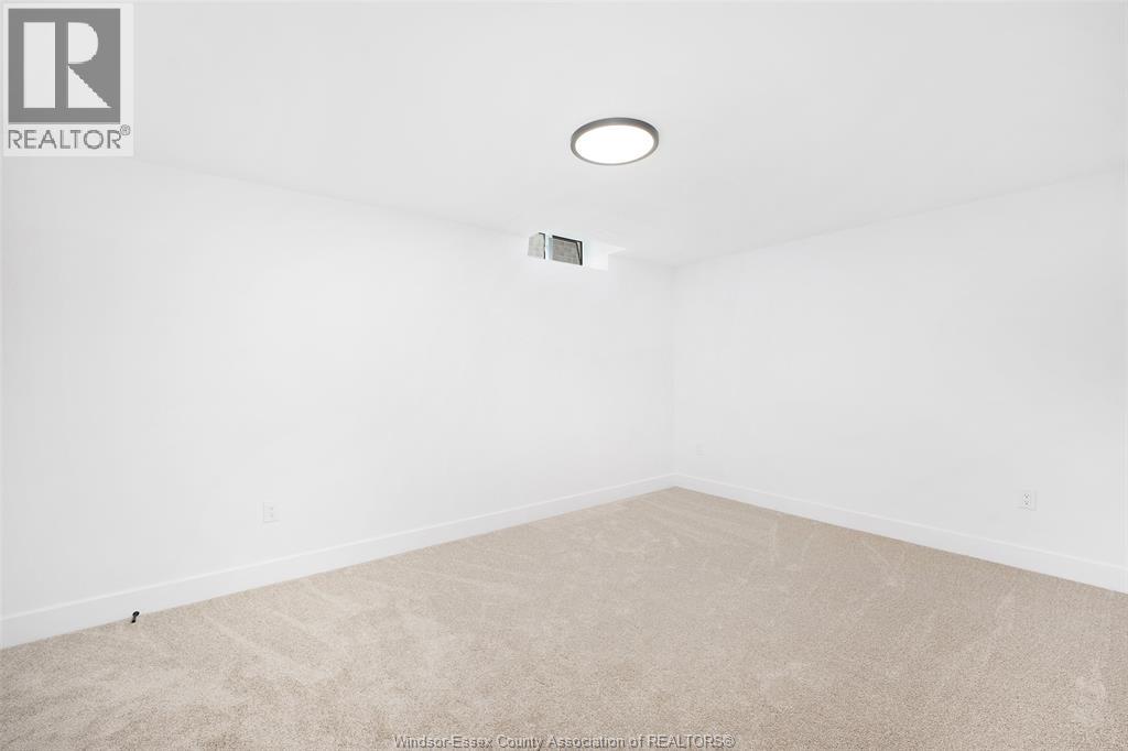 440 Jolly Property Photo 25