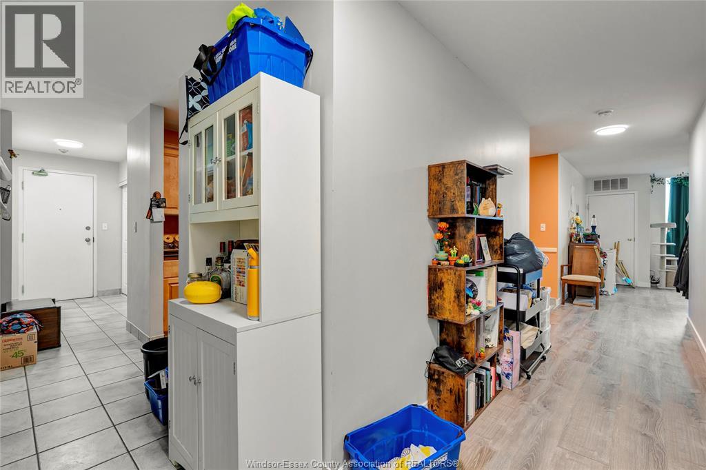 540 Ouellette Unit# 7b Property Photo 17
