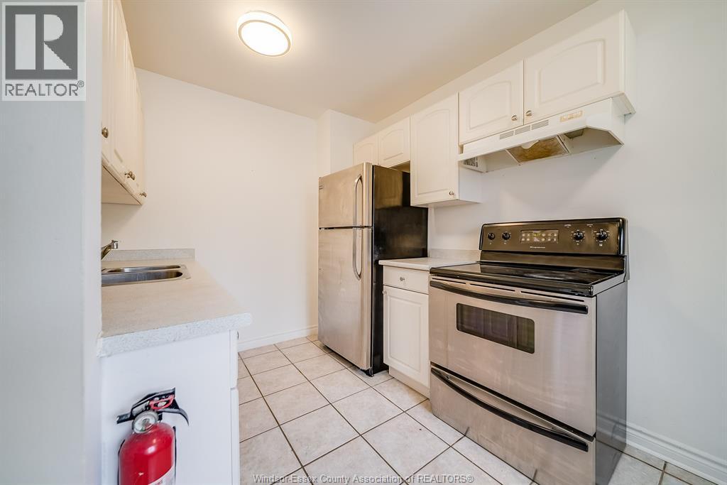 5486 Lassaline Property Photo 13