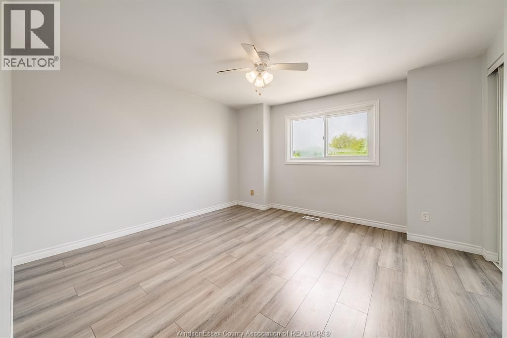 5486 Lassaline Property Photo 21