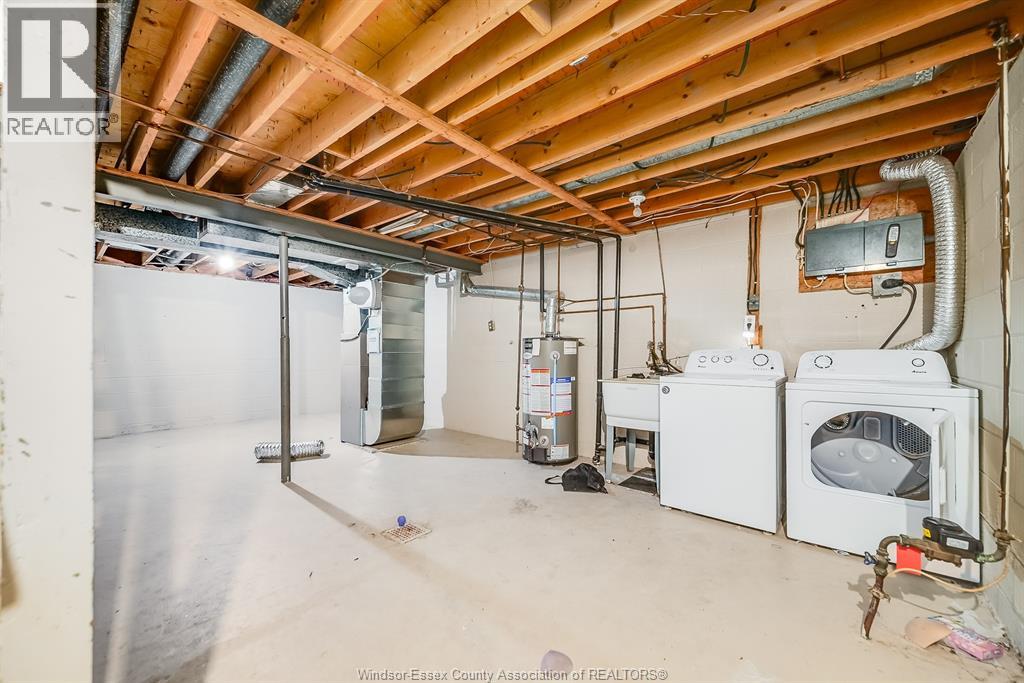 5486 Lassaline Property Photo 24