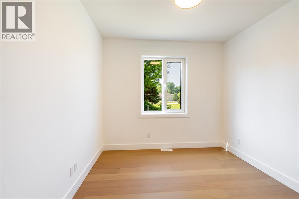 2052 Marion Avenue Property Photo 17