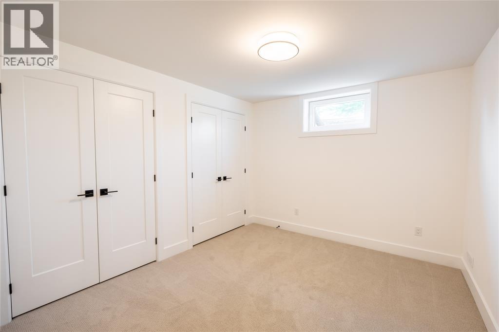 2052 Marion Avenue Property Photo 30