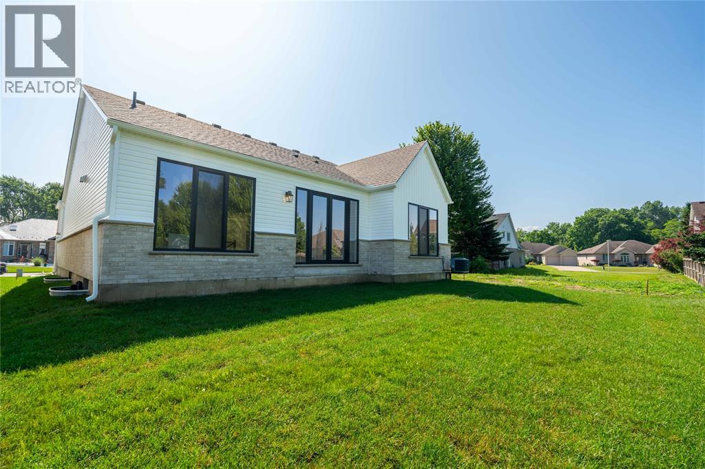 2052 Marion Avenue Property Photo 36