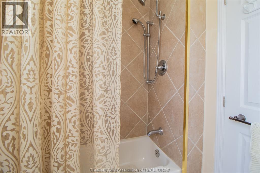 3057 St.clair Parkway Property Photo 22